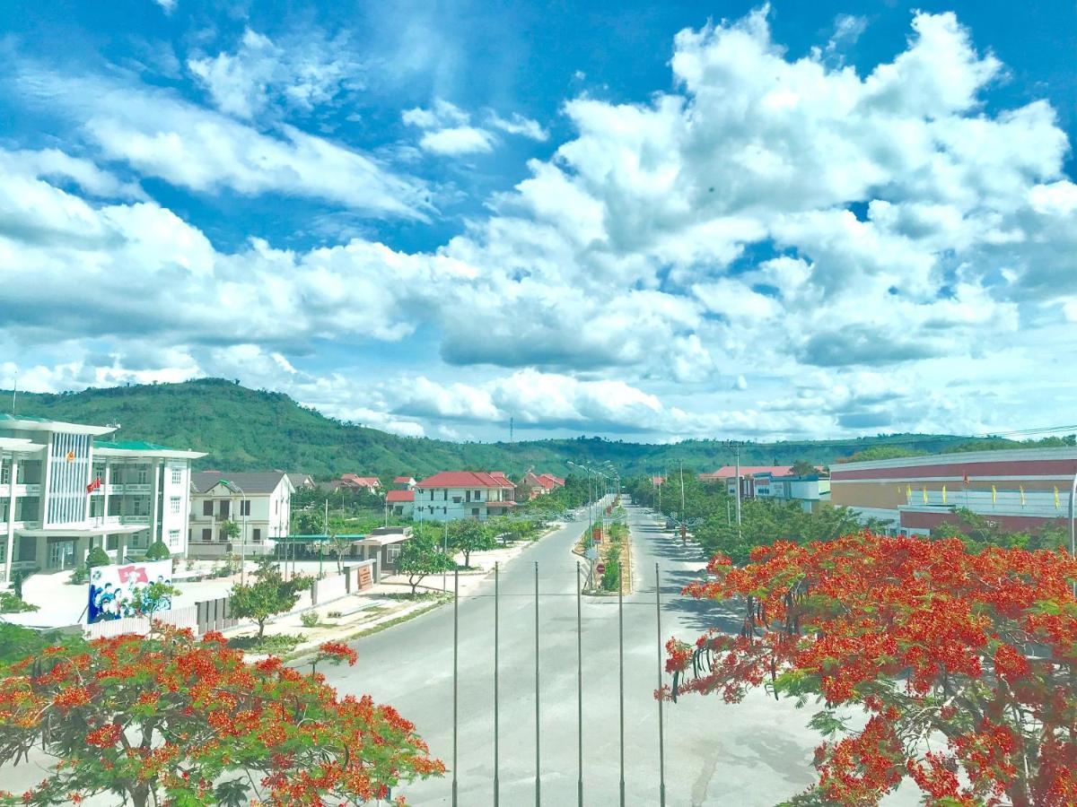 Dao Hung Hotel Lao Bao Exterior photo