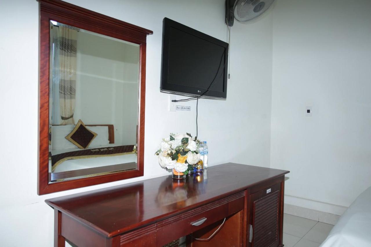 Dao Hung Hotel Lao Bao Exterior photo