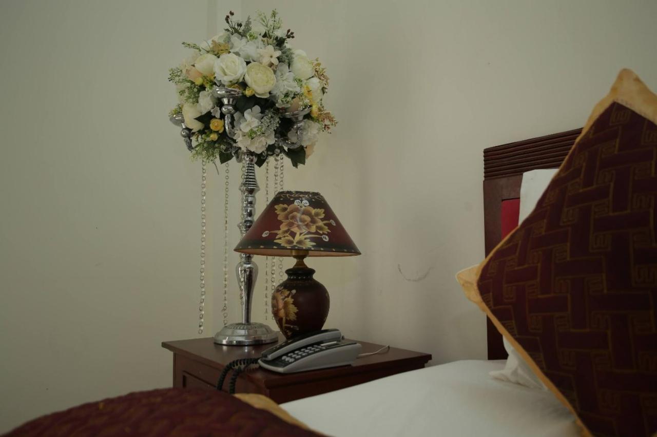 Dao Hung Hotel Lao Bao Exterior photo